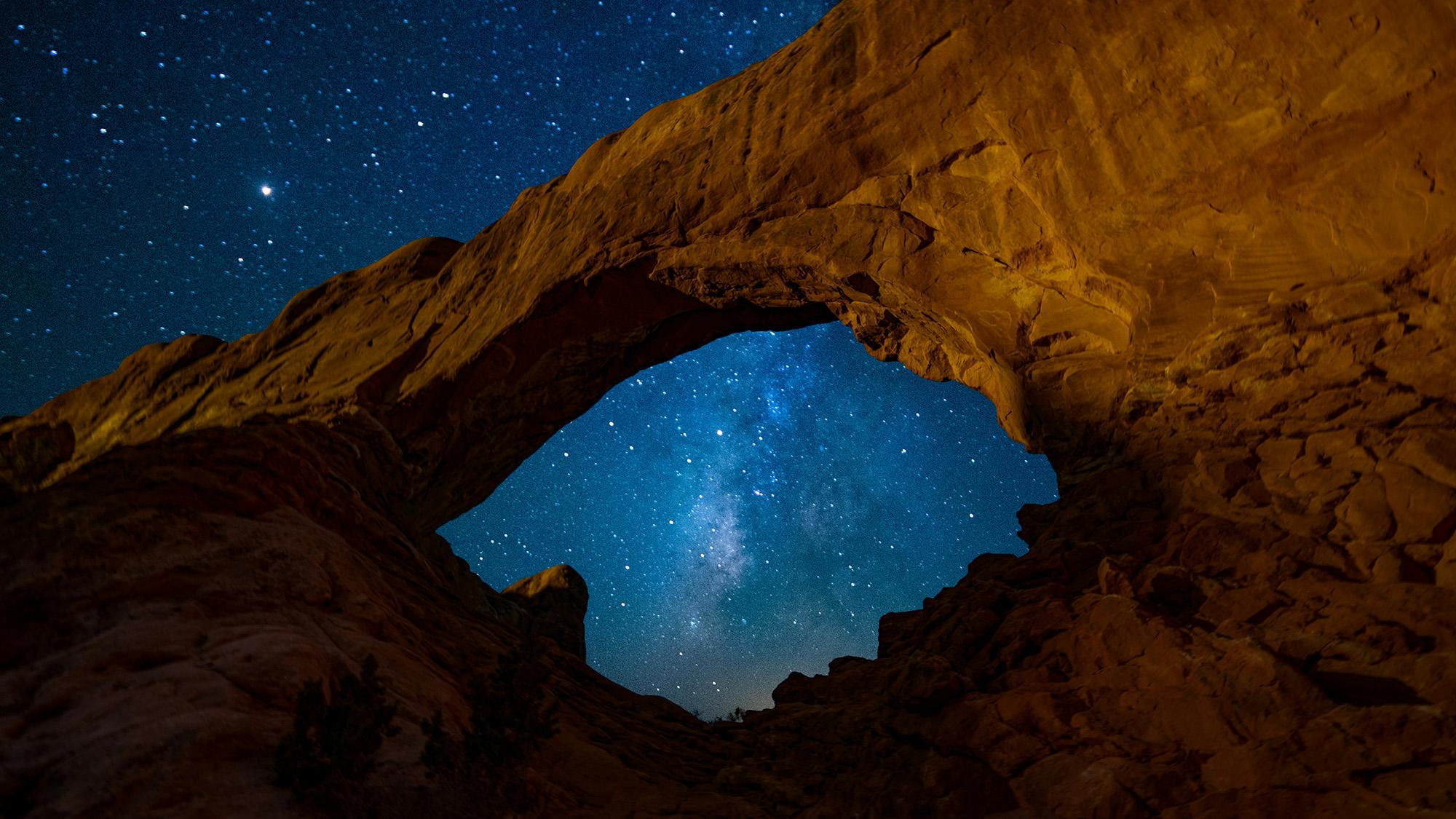 Diverse accommodation options in Moab including hotels, vacation rentals, and campgrounds